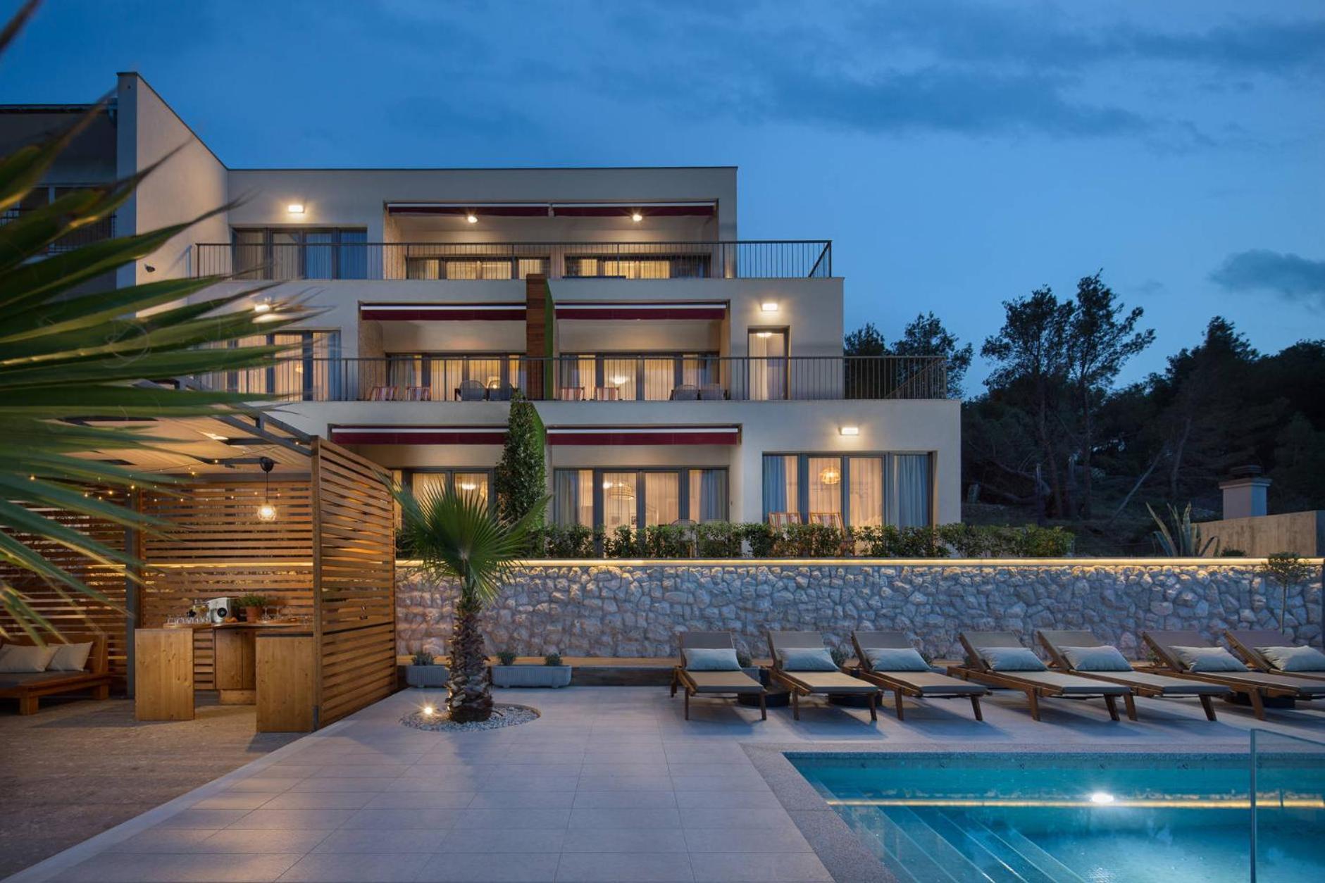 Апартаменты Olive Hill House - Ground Floor Слатине Экстерьер фото